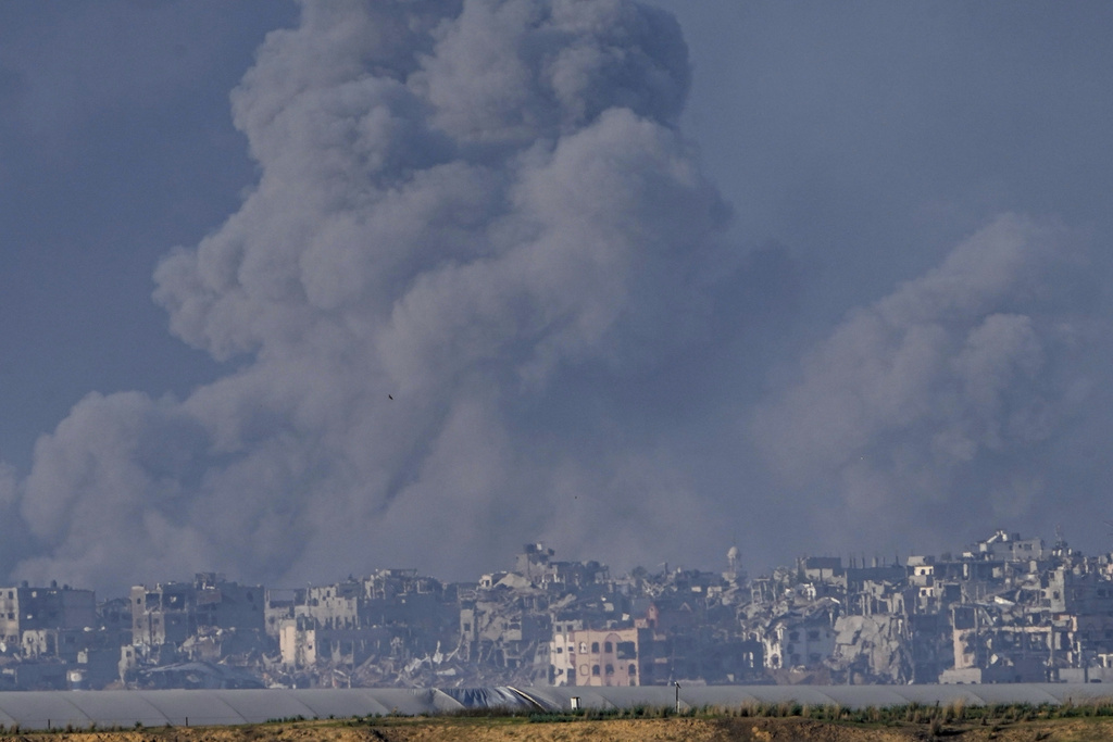 Wed. 9:08 a.m.: Heavy fighting in Gaza halts most aid delivery and leaves civilians with few places to seek safety | News, Sports, Jobs - Vimarsana News